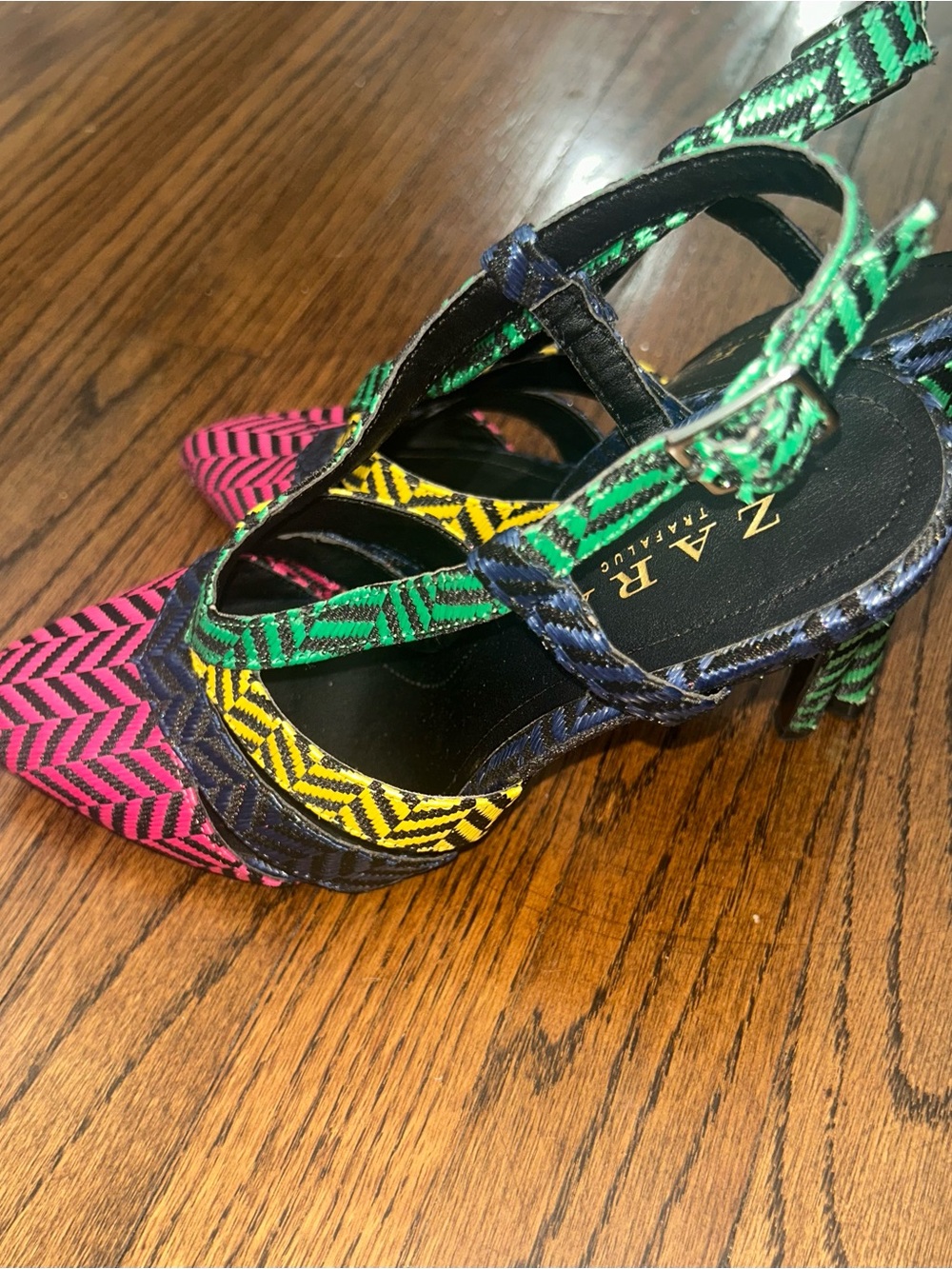 ZARA Multicolor Pointed Toe Slingback Heels - Picture 2 of 5